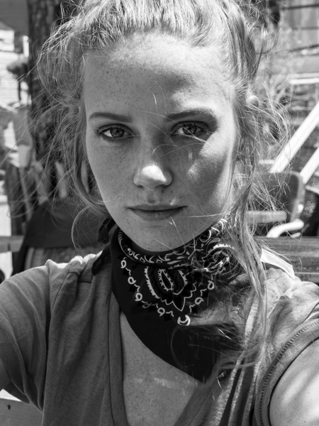 MODELSOFFICE-TINA-HEAD.jpg