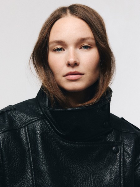 MODELSOFFICE-SAM-HEAD.jpg