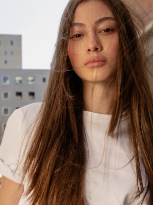 MODELSOFFICE-ALEYNA-HEAD.jpg