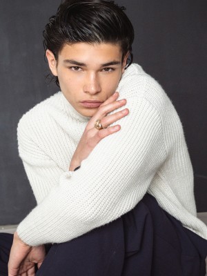 MODELSOFFICE-NOAHD0131.jpg