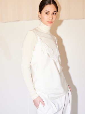 MODELSOFFICE-JOANNE0182.jpg